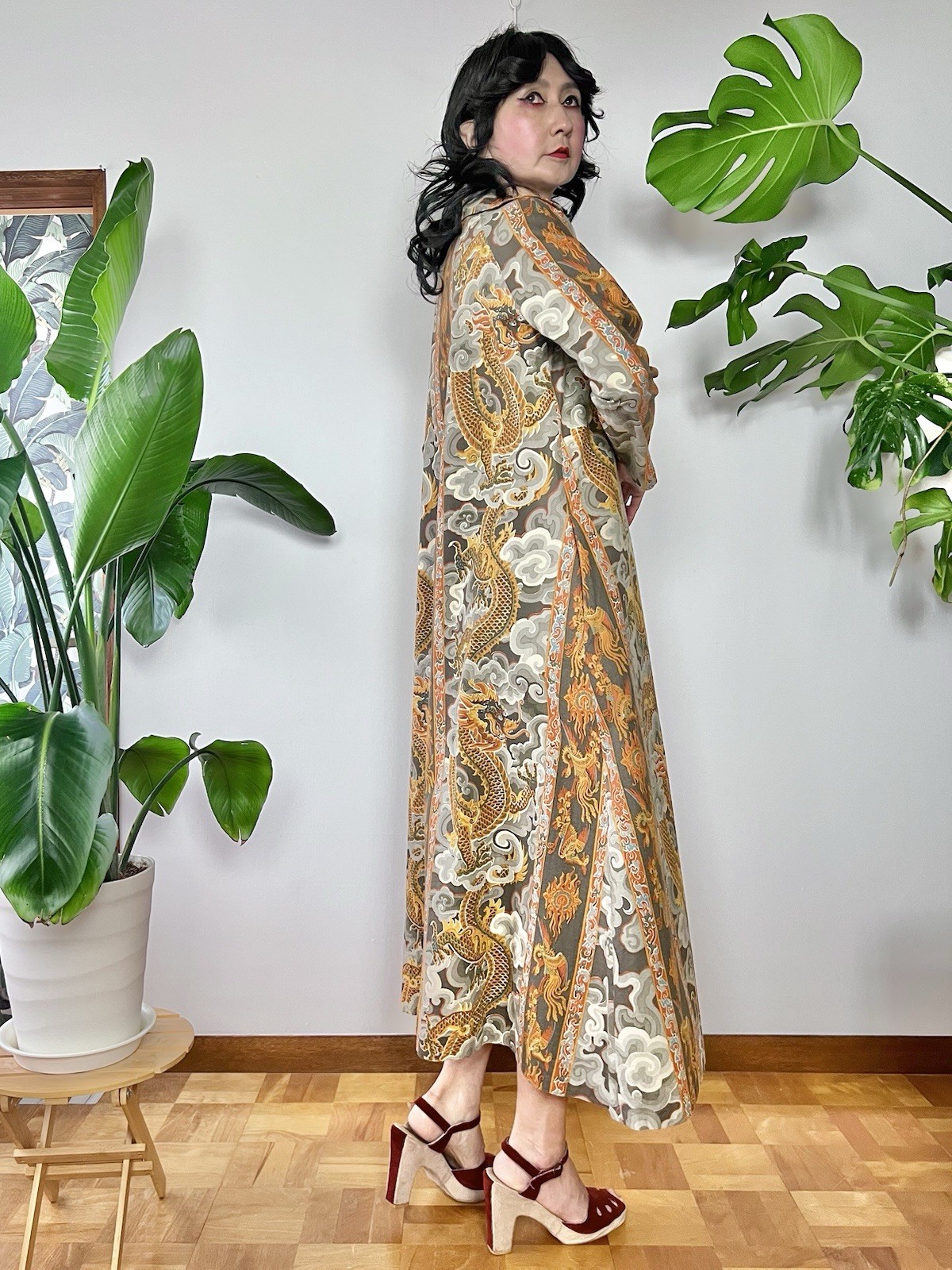 VTG 70s Dragon Cloud Print Cotton Hostess Maxi Dress Caftan Oriental Novelty S