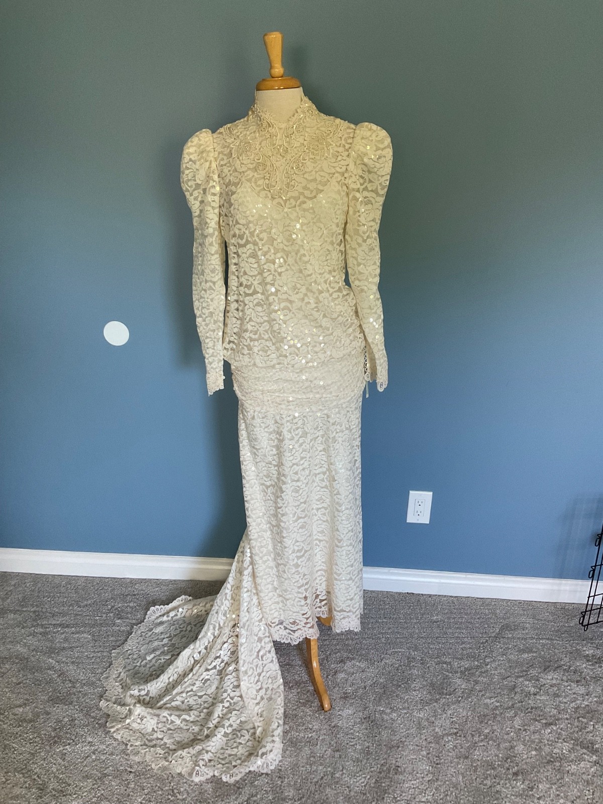 New with tags vintage Alfred Angelo lace wedding gown ivory size 10