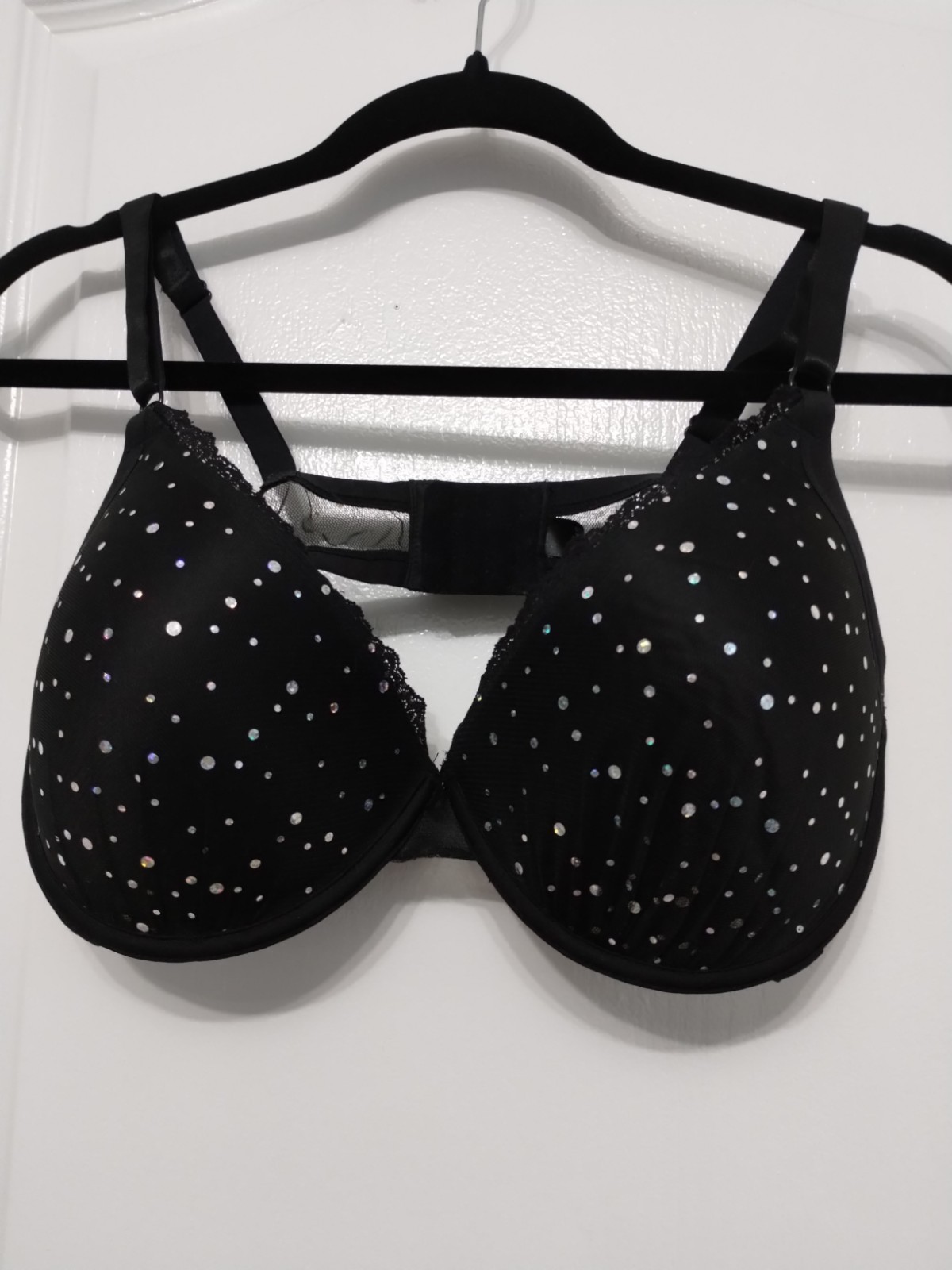 New Women&rsquo;s Smart and Sexy – Beautiful Push Up Bra Black With Sparkles 38DD/40D