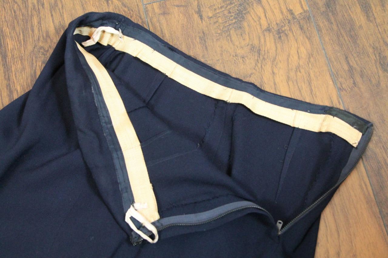 RARE Vtg 40s HATTIE CARNEGIE Navy 2pc Suit Blazer Jacket Pencil Skirt w/ Lace S