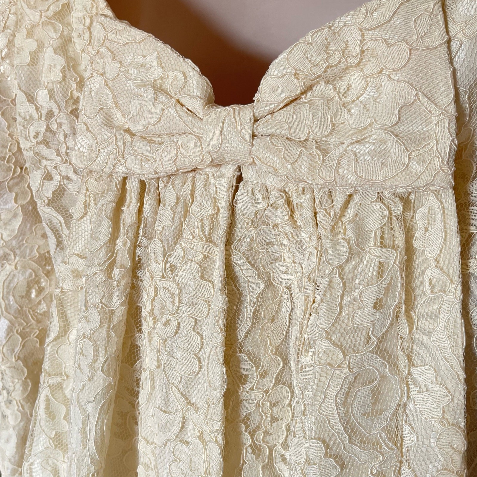 60&rsquo;s Watteau Train Mod Lace White Party Dress Bow Back