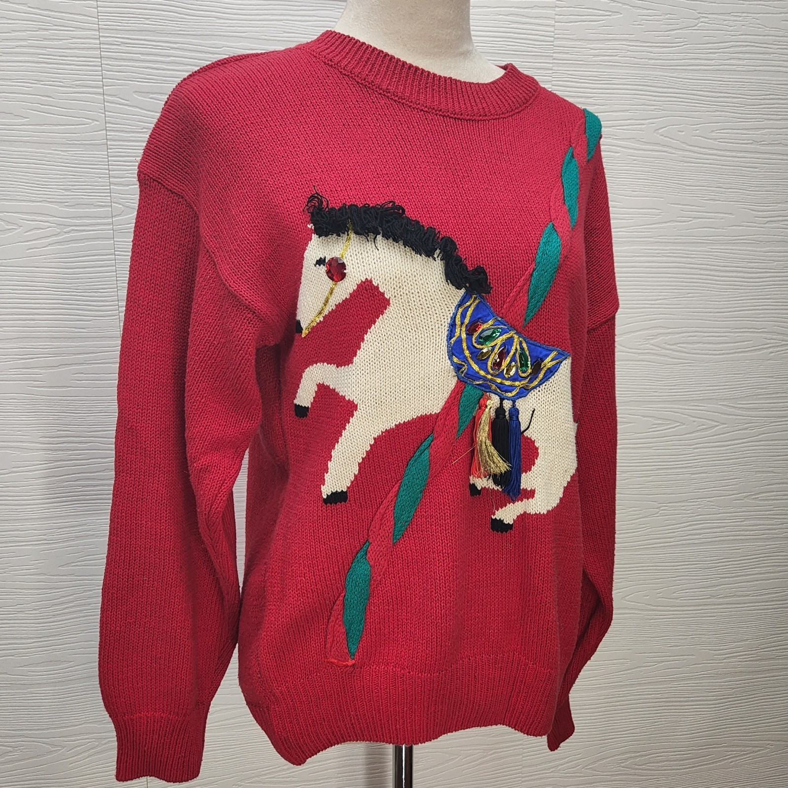 Vintage Jordache Studios Carousel Horse Crew Neck Sweater Sz M Red/Green Holiday