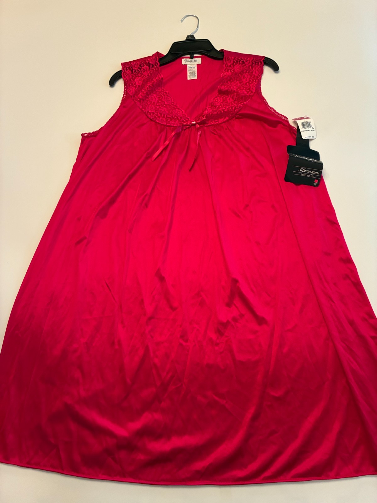 VANITY FAIR NIGHTGOWN Large KNIGHTHOOD RED PINK Vintage NOS Nylon Babydoll NWT