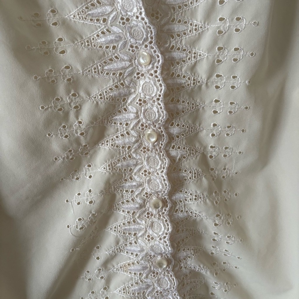 Vintage collared long sleeve eyelet blouse top cream cottage prairie regency