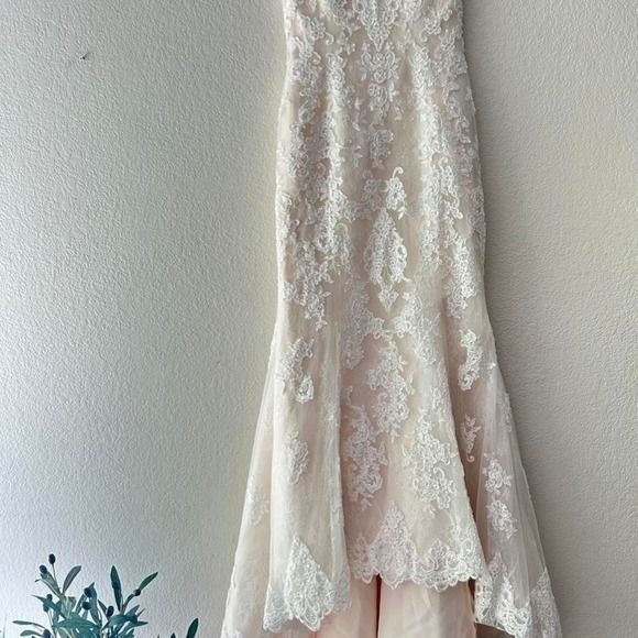 Vineyard Vows | Rebecca Ingram Blush Lace Wedding Dress Size 10