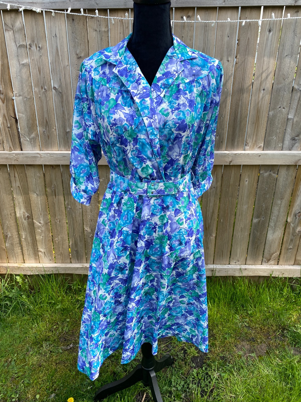 Vintage California Looks Flower Dress w/ Belt Polyester Med/Lar