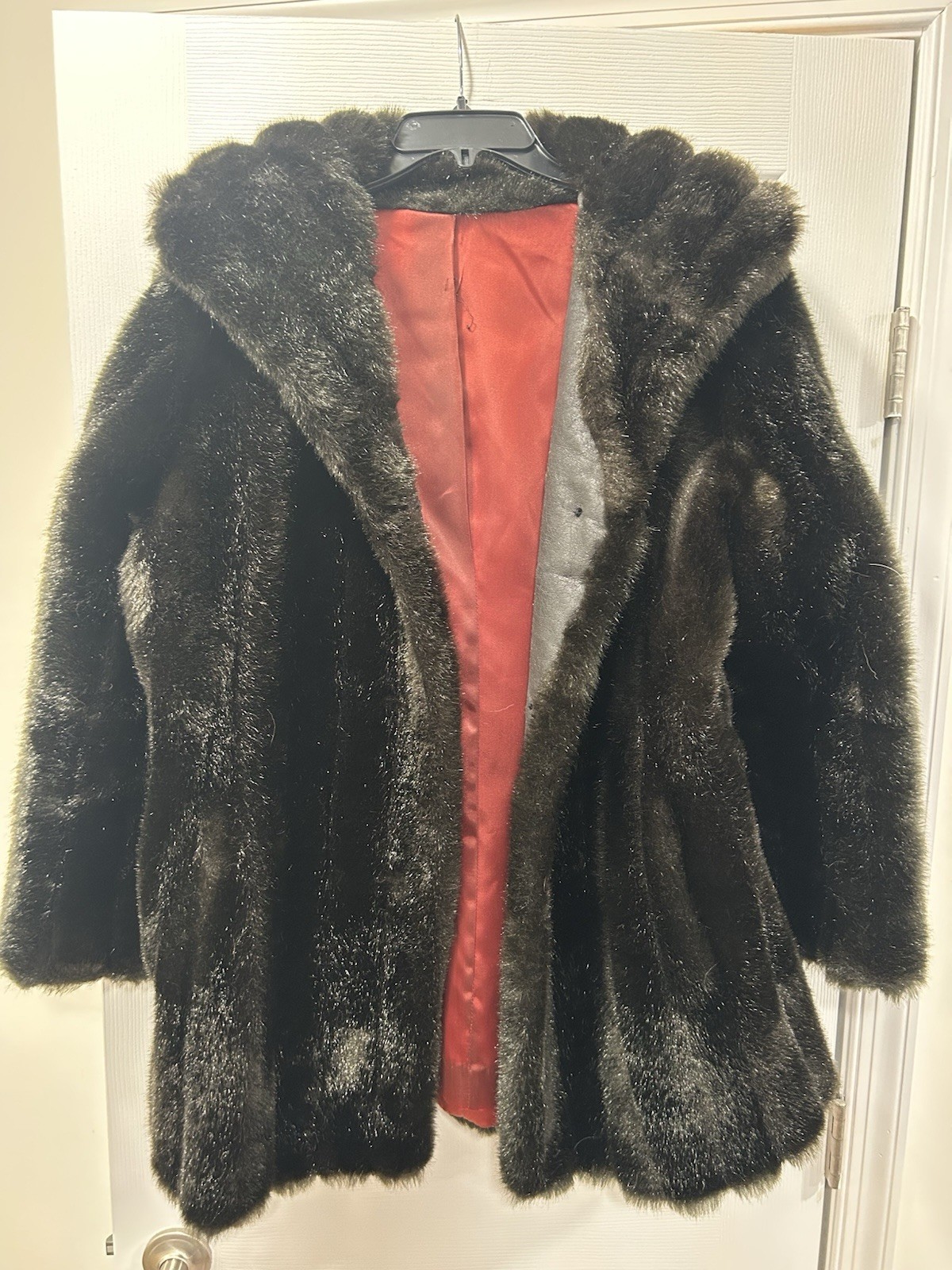 Martinique Brown Fur Coat with Red Lining, Vintage Women&rsquo;s Regular Size