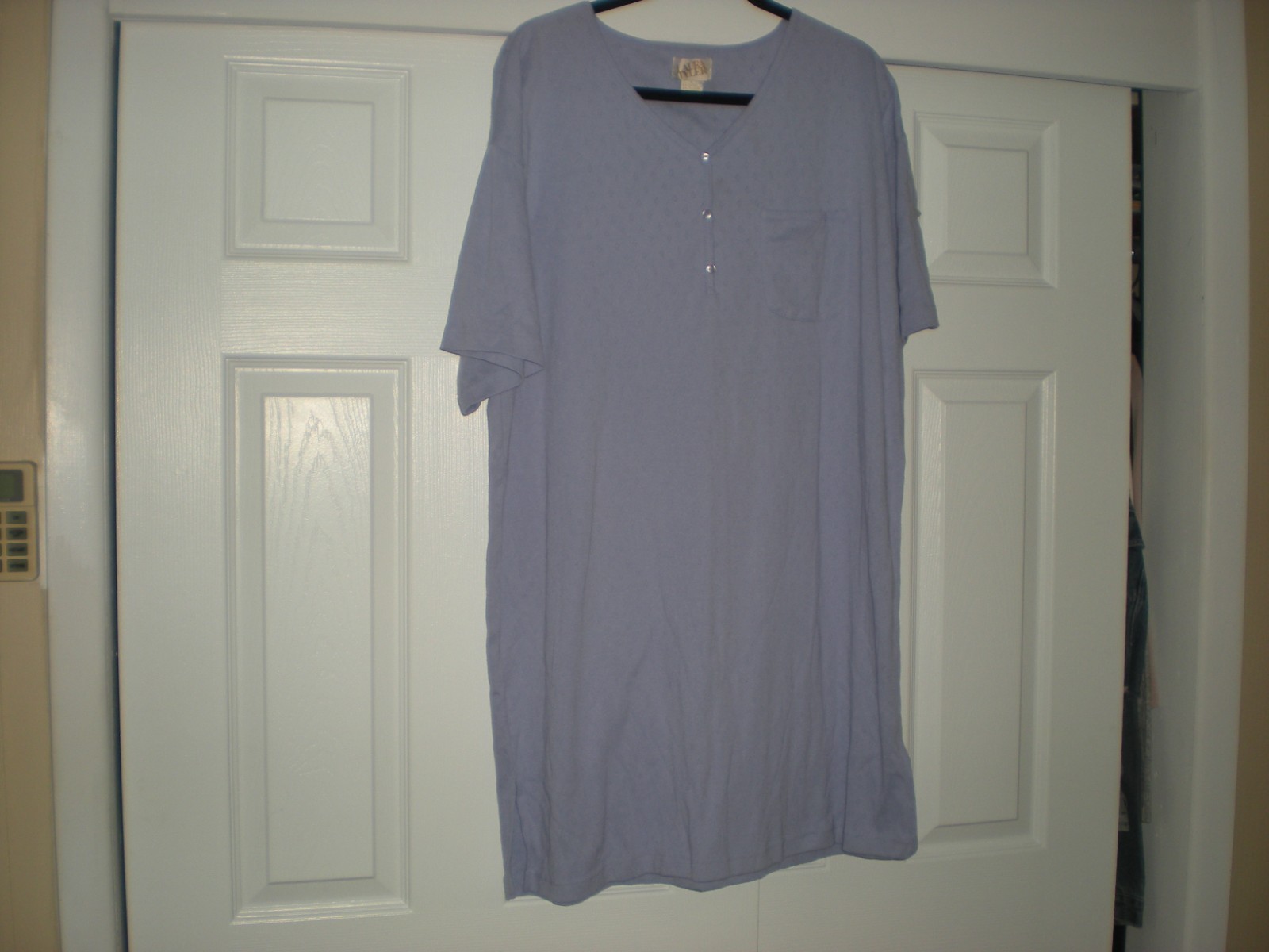 Laura Tyler Lavender short sleeve nightgown – Size Large – NWT