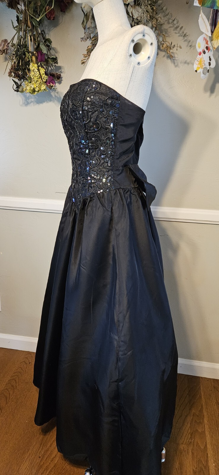 Vintage 1980s Black Gunnesax Strapless Prom Dress With Sequined Bodice Mkd Sz 9