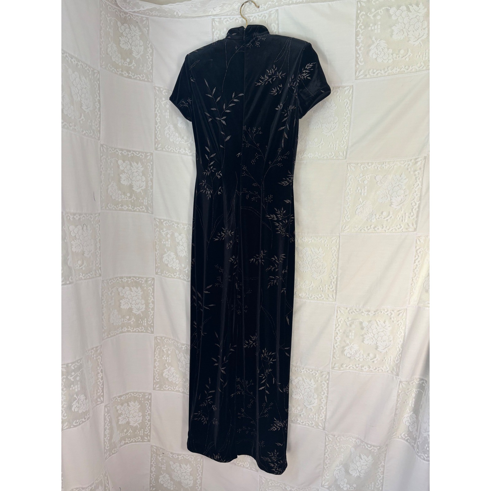 VTG Black Velvet Metallic Threaded Floral Maxi Cheongsam Dress Size S-M