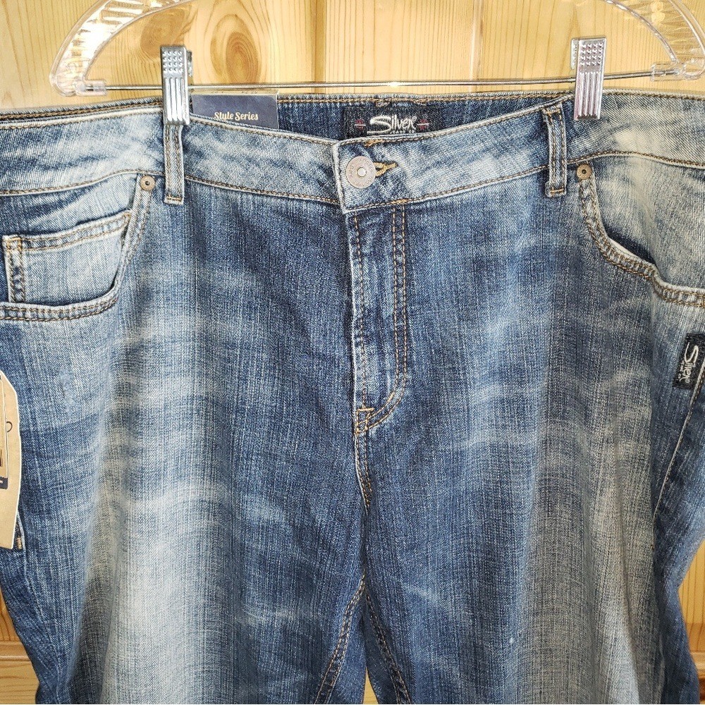 Nwt Silver Jean&rsquo;s Girlfriend Classic 24 plus