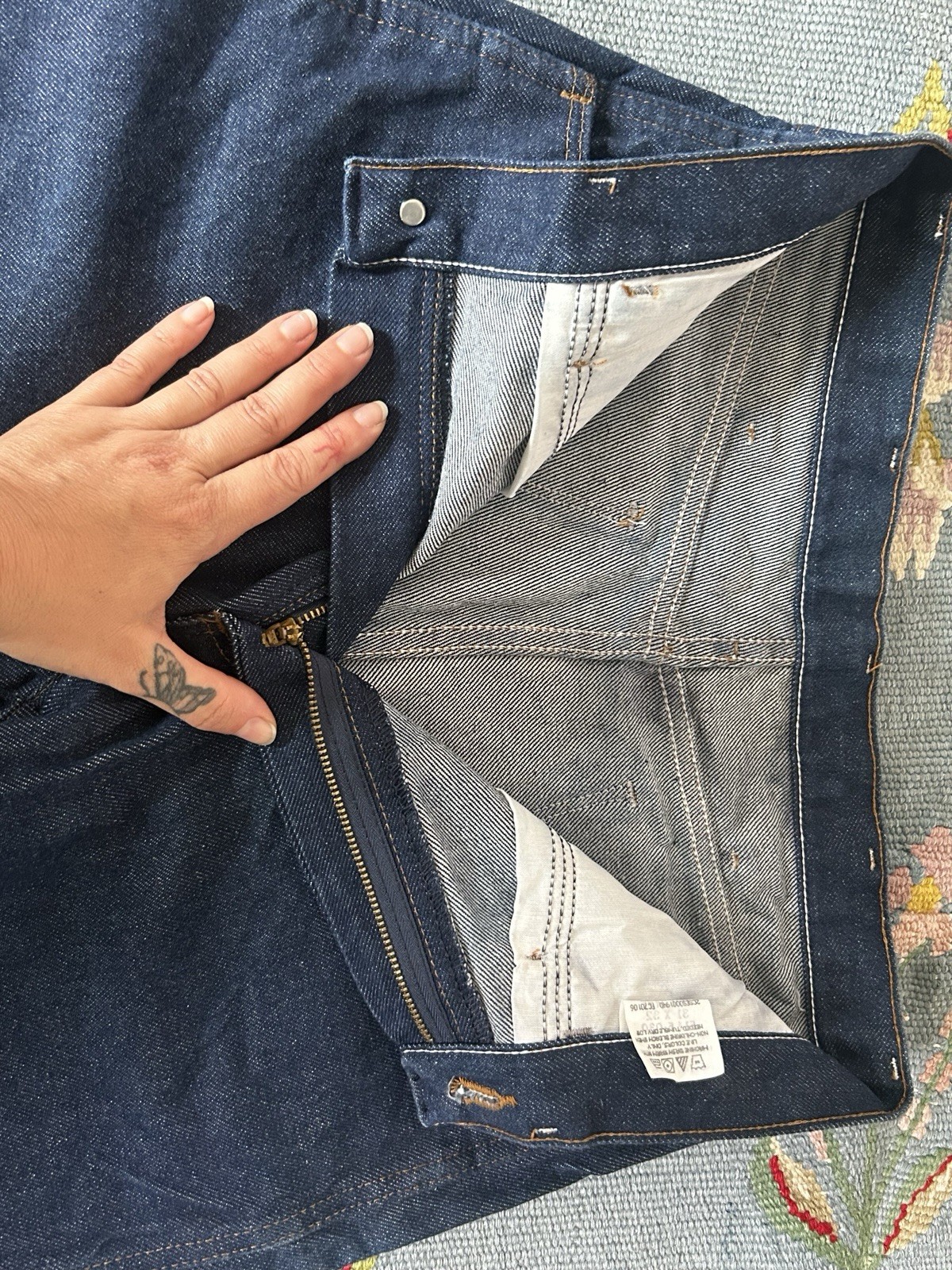 1970s Dark Wash Straight Leg Jeans – Size 28