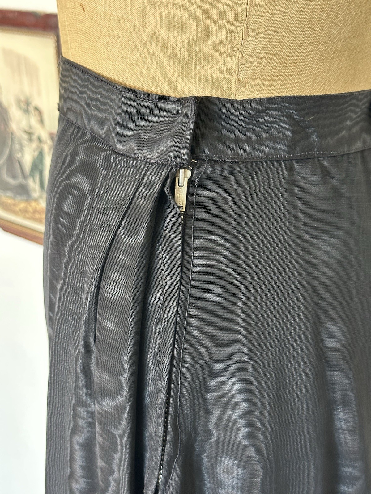 1940s Gothic Noir Glamour Moiré Suit Plus Size 32 + Waist