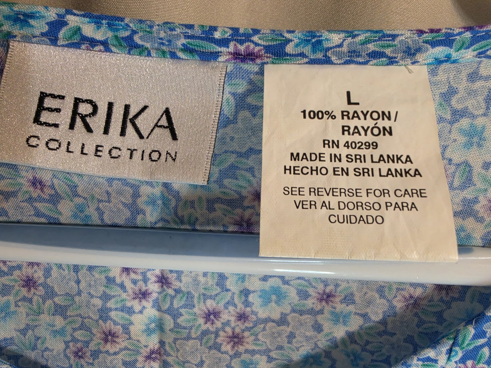 Vintage ERIKA COLLECTION Short Sleeve Cottage-Core Size Large Blue Ditsy Floral