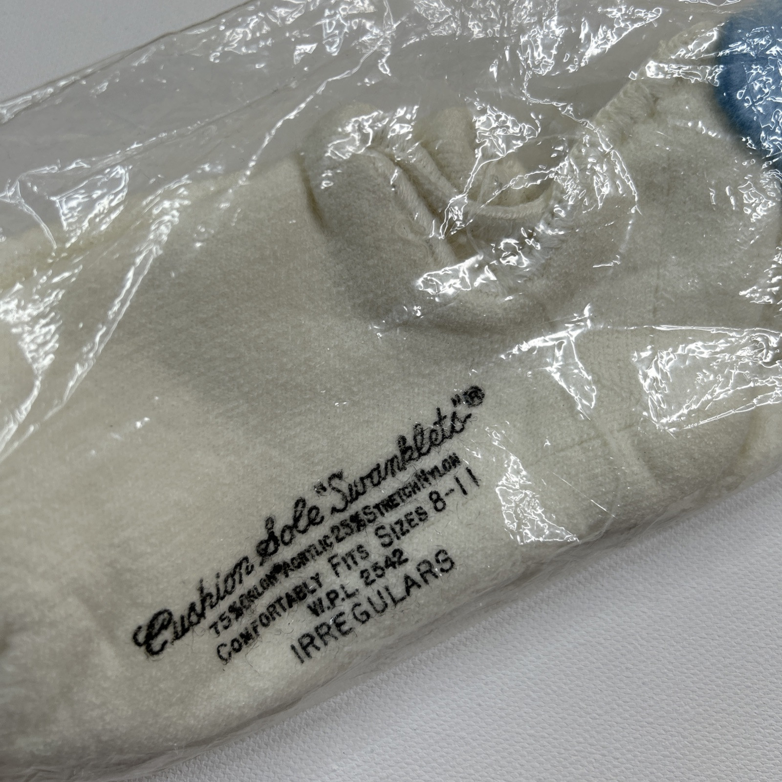 VTG « Swanklets » Cushion Socks White 80&rsquo;s Pom Acrylic Blend 8-11 USA NOS Blue