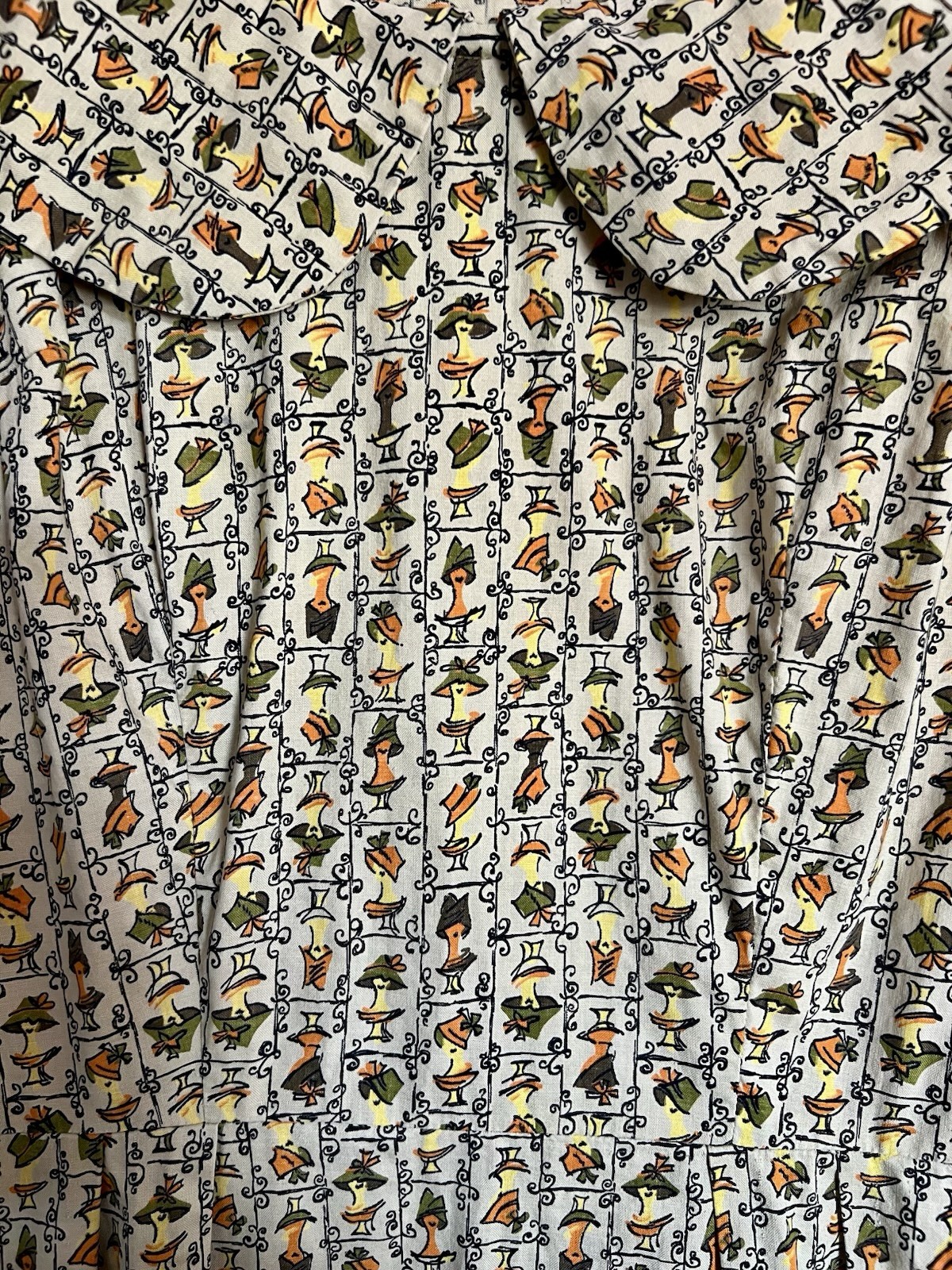 Vintage 50s Yellow Hat Pattern Dress With Peter Pan Collar M