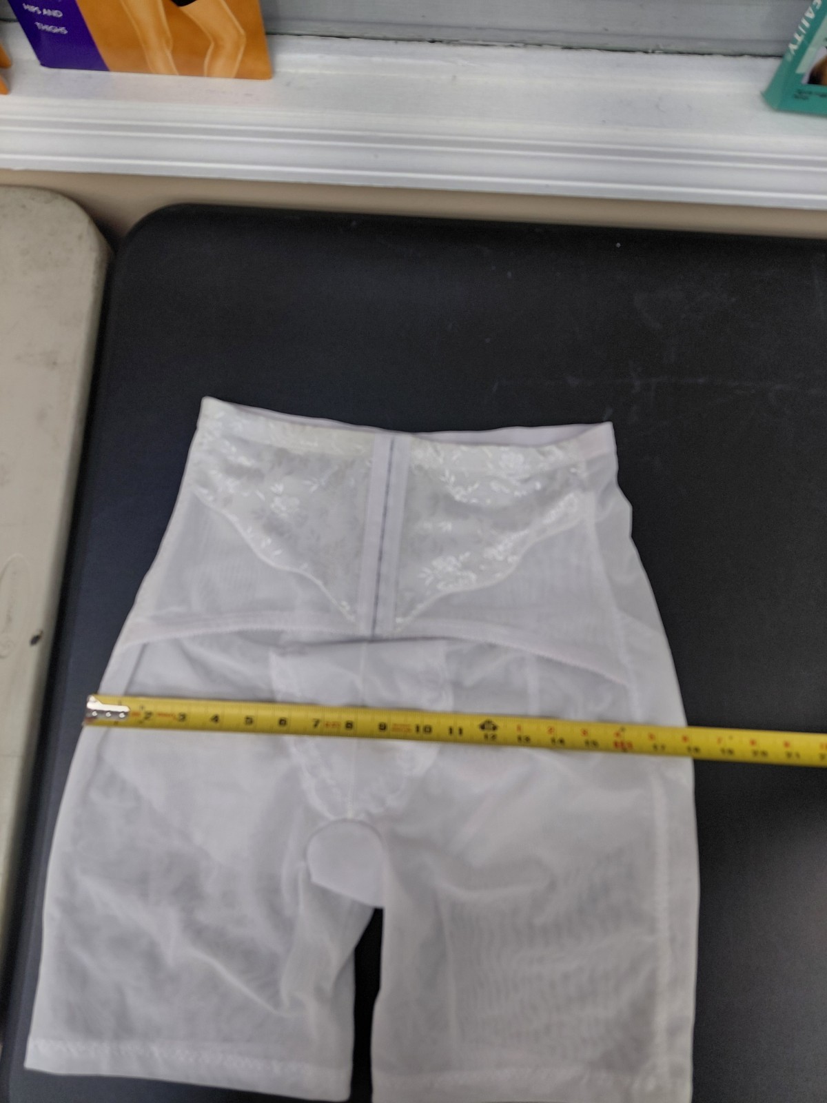 Vintage Crown-nette White Girdle No Garter Size 40