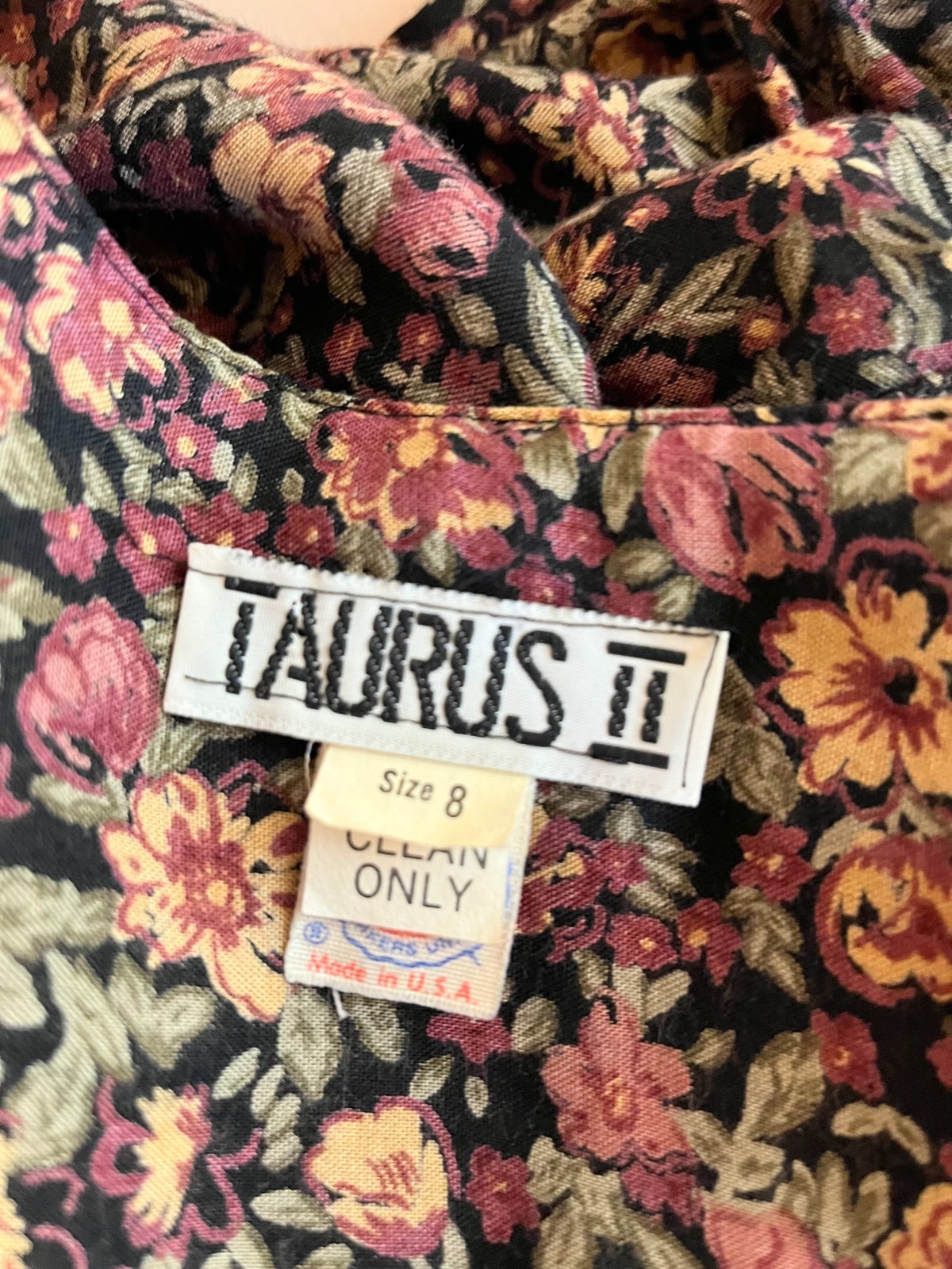 Vintage 80s Taurus II Size 8 Dark Floral Dress Smocked Waist Union Made
