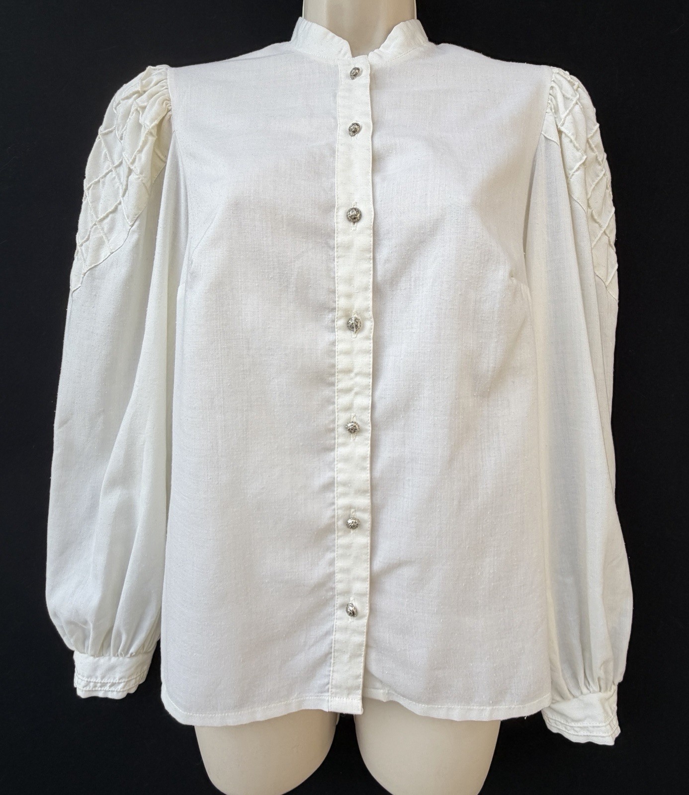 VINTAGE TRACHTEN WOMENS BLOUSE SHIRT 38 S EMBELLISHED SHOULDER BAVARIAN TOP WOW!