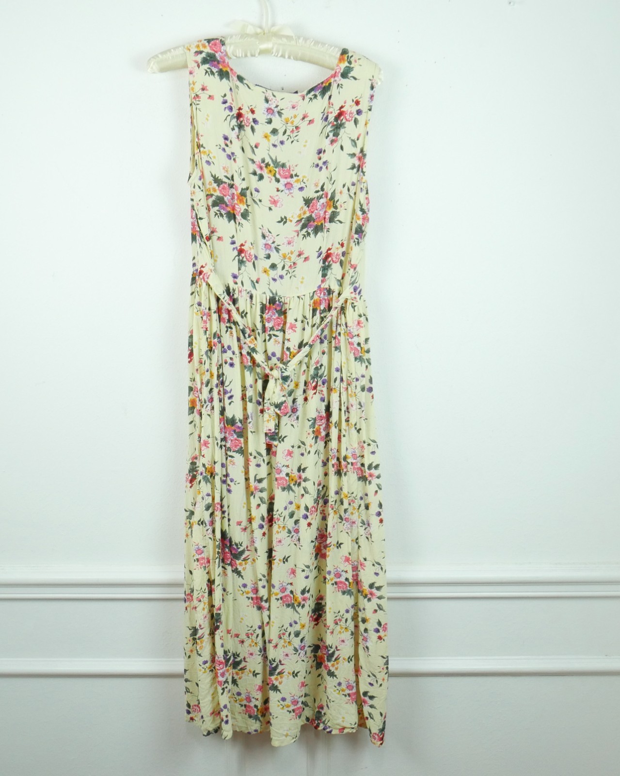 Vintage 90s Maxi Dress Butter Yellow Dainty Floral Cottagecore Tie Waist Medium