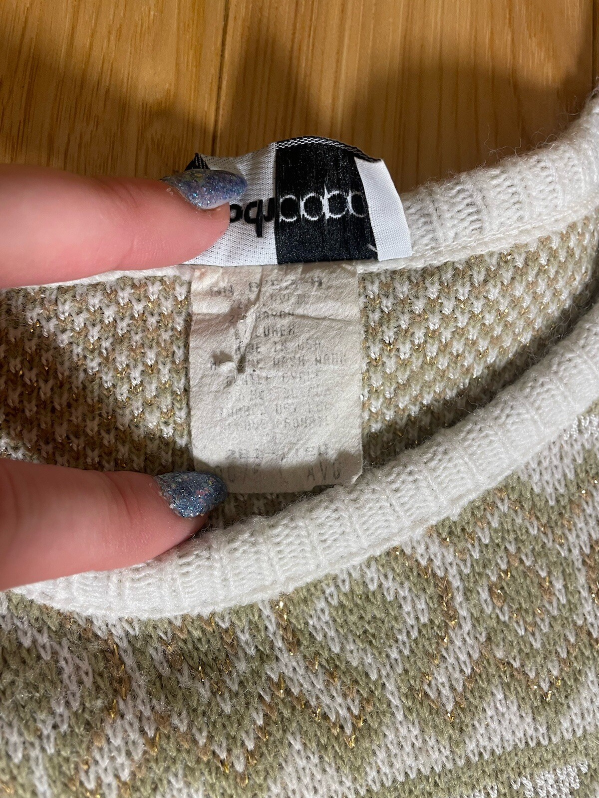 Womens EUC Beldoch Popper M Green, Metallic Gold & White Sweater