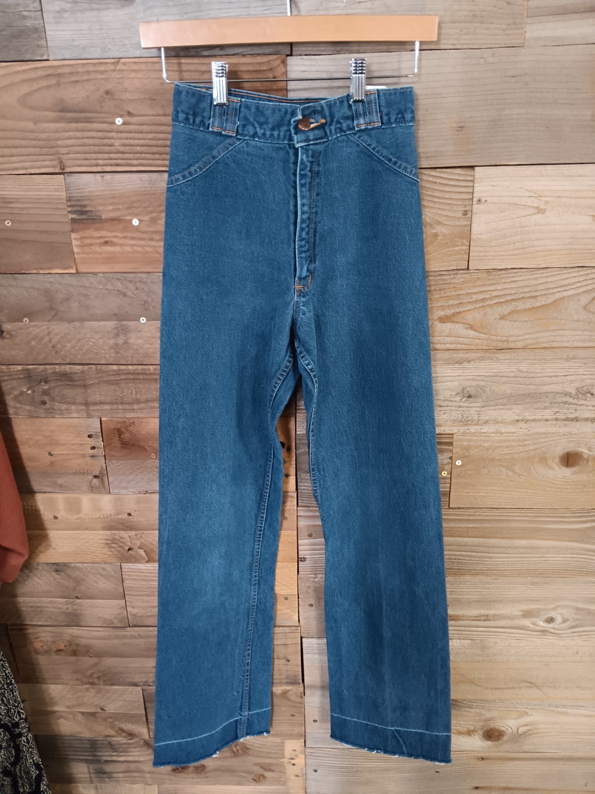 Vintage H.A.S.H. Bell Bottom Jeans Jrs. Sz. 22&Prime;W x 32&Prime;L Medium Blue Pocketless