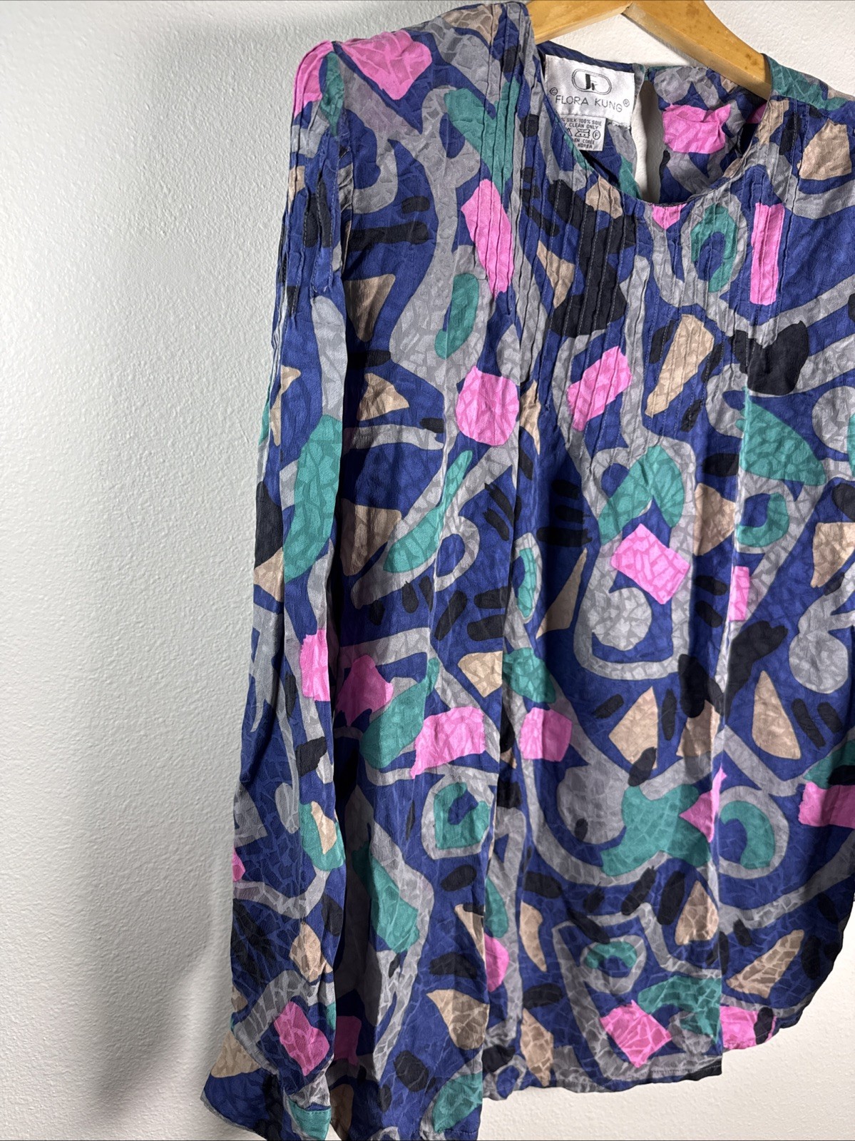 Vintage 80&rsquo;s Flora Kung Abstract multicolor, long sleeve silk Blouse