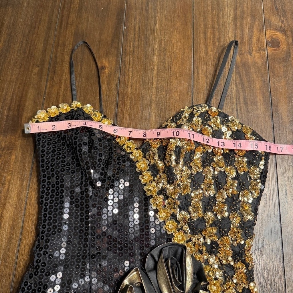Vintage Alyce Designs Black & Gold Sequin Cocktail Dress | Size 6 (Fits Like 4)