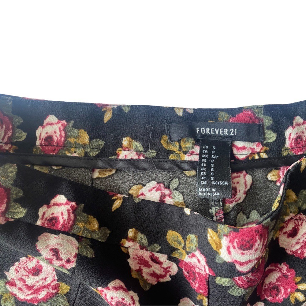 Vintage Forever 21 Flower Shorts