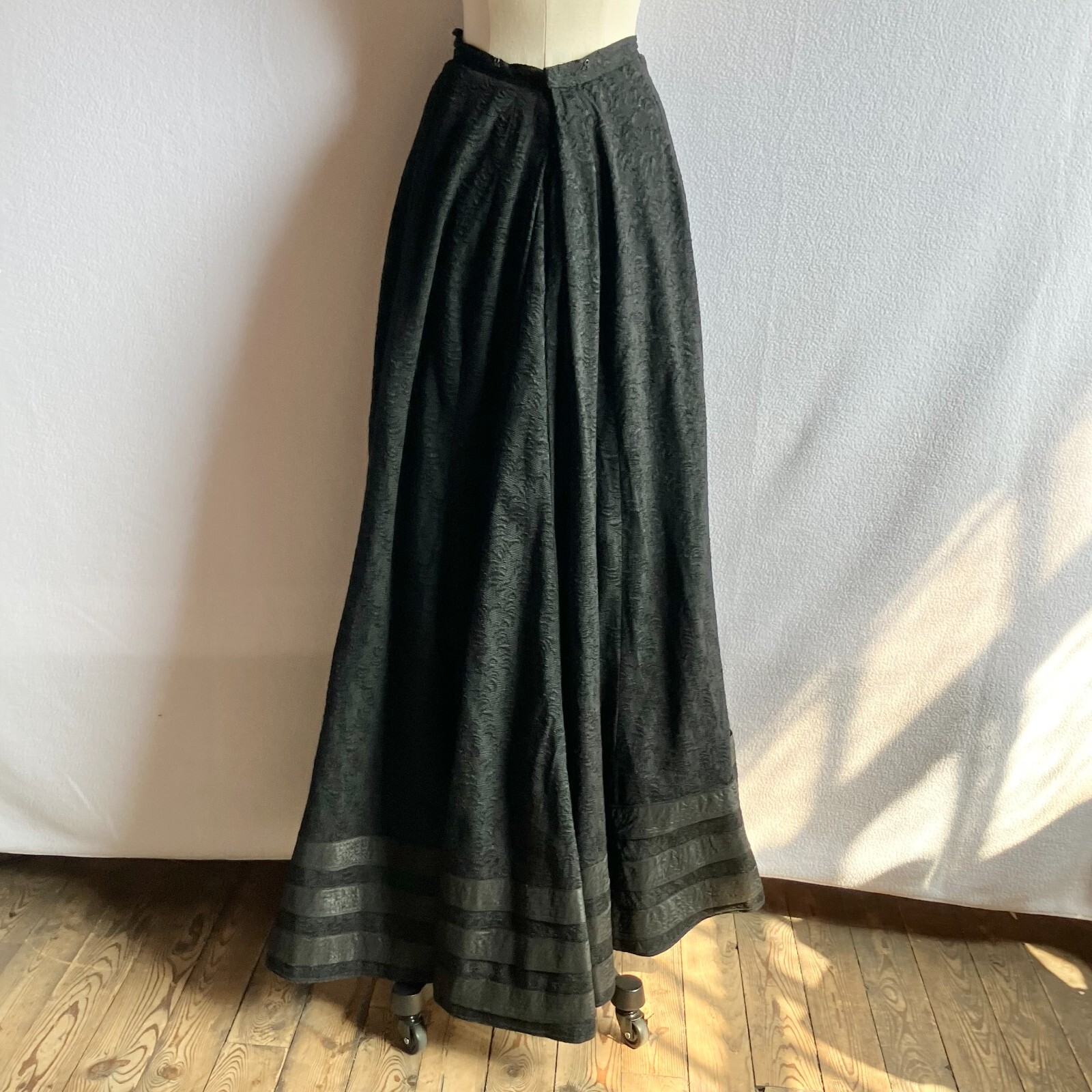 Antique Edwardian Black Wool Walking Suit XS/S