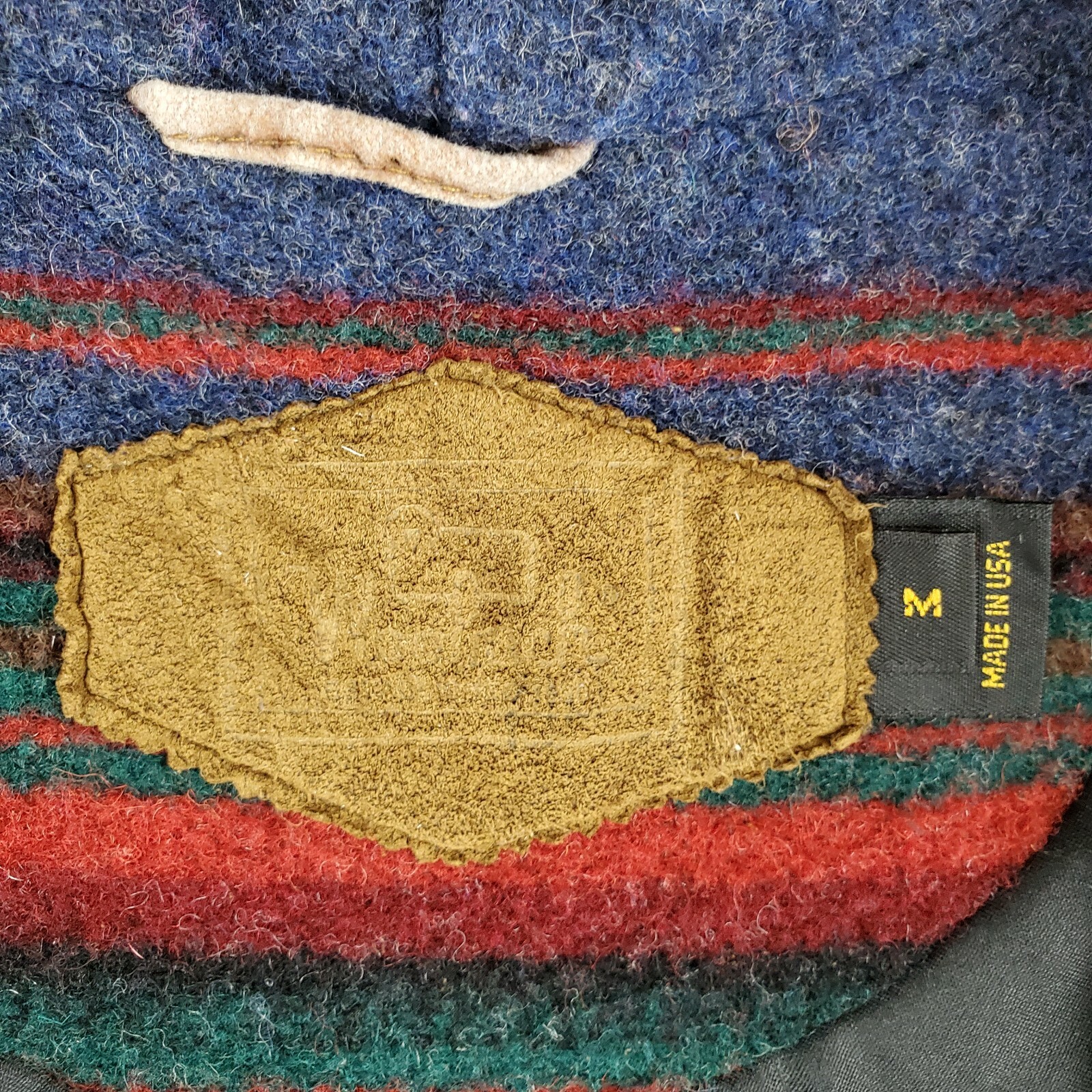 VTG WOOLRICH Size Medium Womens Made in USA Wool Southwest Barn Chore Coat