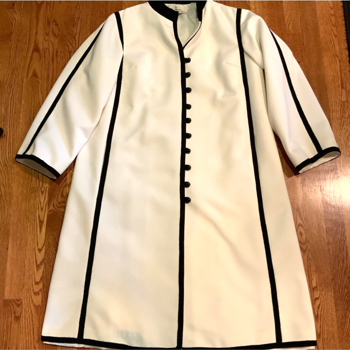 Lilli Ann Coat Vintage Button Front Cream Black Lined 46 in Chest READ