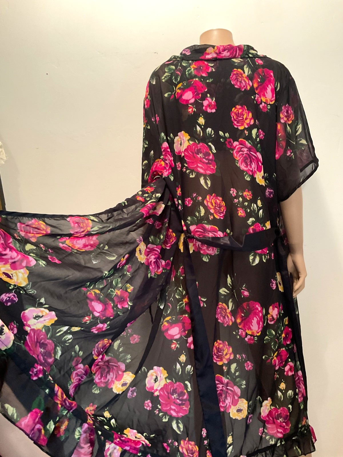 Vintage Ruffled Hem Long Maxi Sheer Floral Robe Size 2X