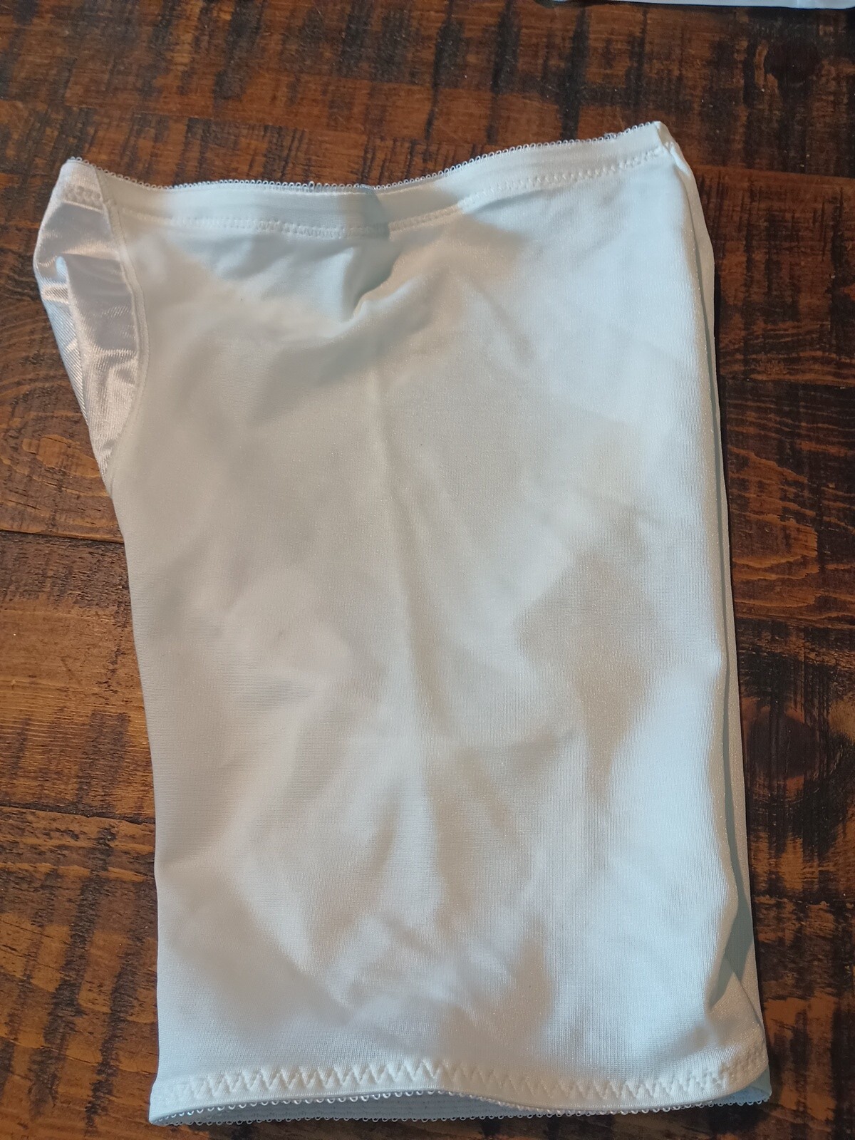 Vintage Cupid Shape Wear Sz Medium Sissy/Hostess Really good condition