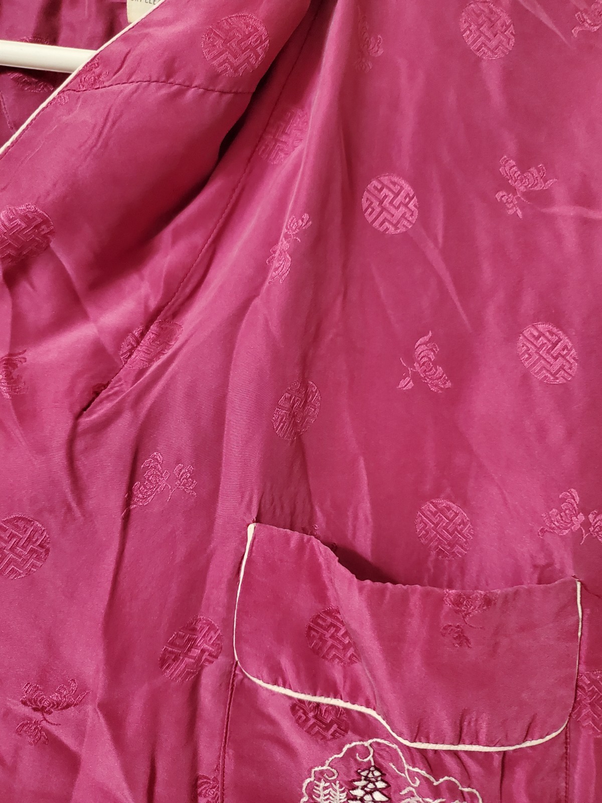 Vintage Solz Squirrel Kimono Robe Silk Magenta Size Large Belted Oriental Pocket