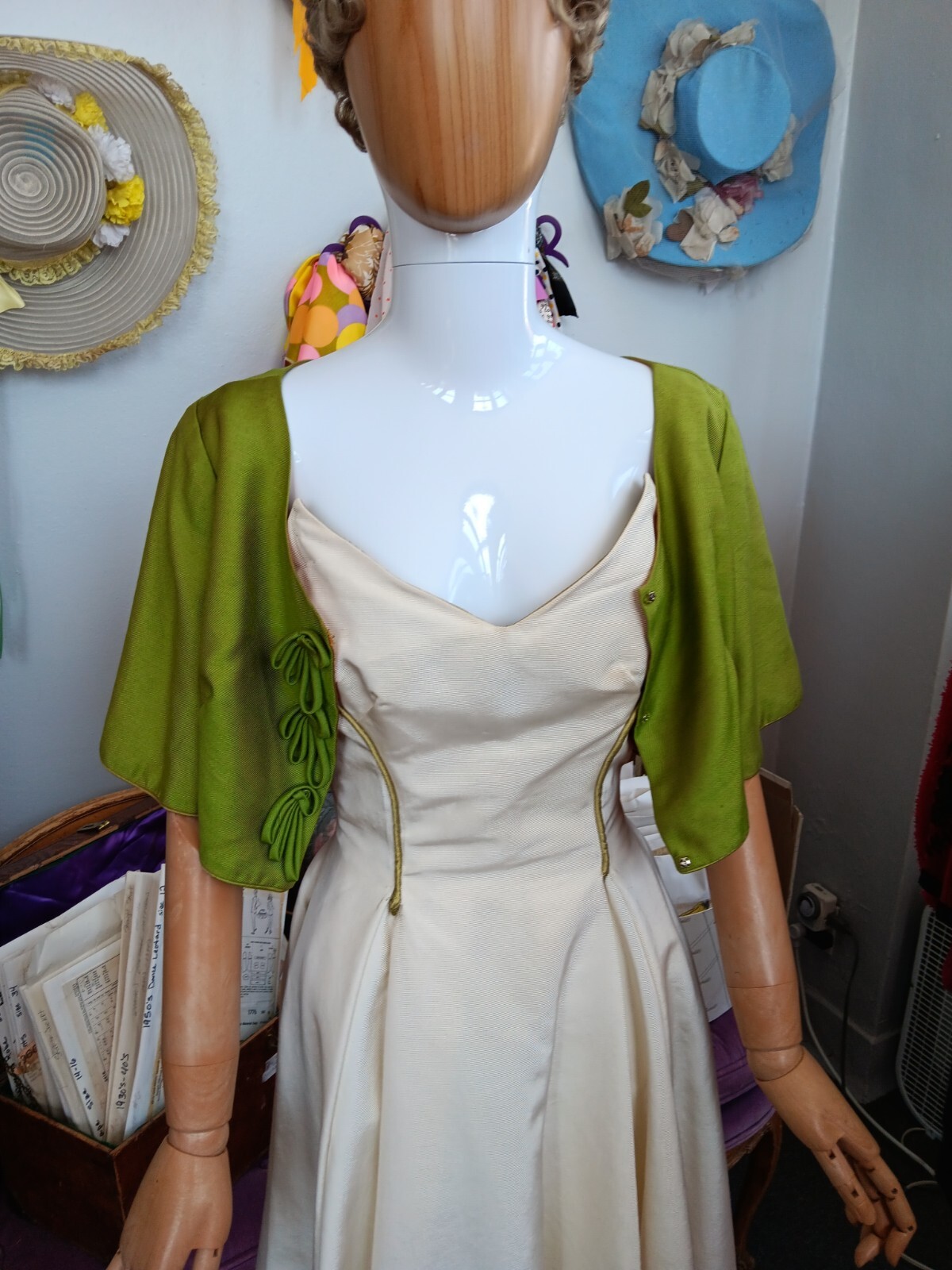 VTG 1950&rsquo;s Fit and Flare Faille Cocktail Dress with Shrug Designer Unknown