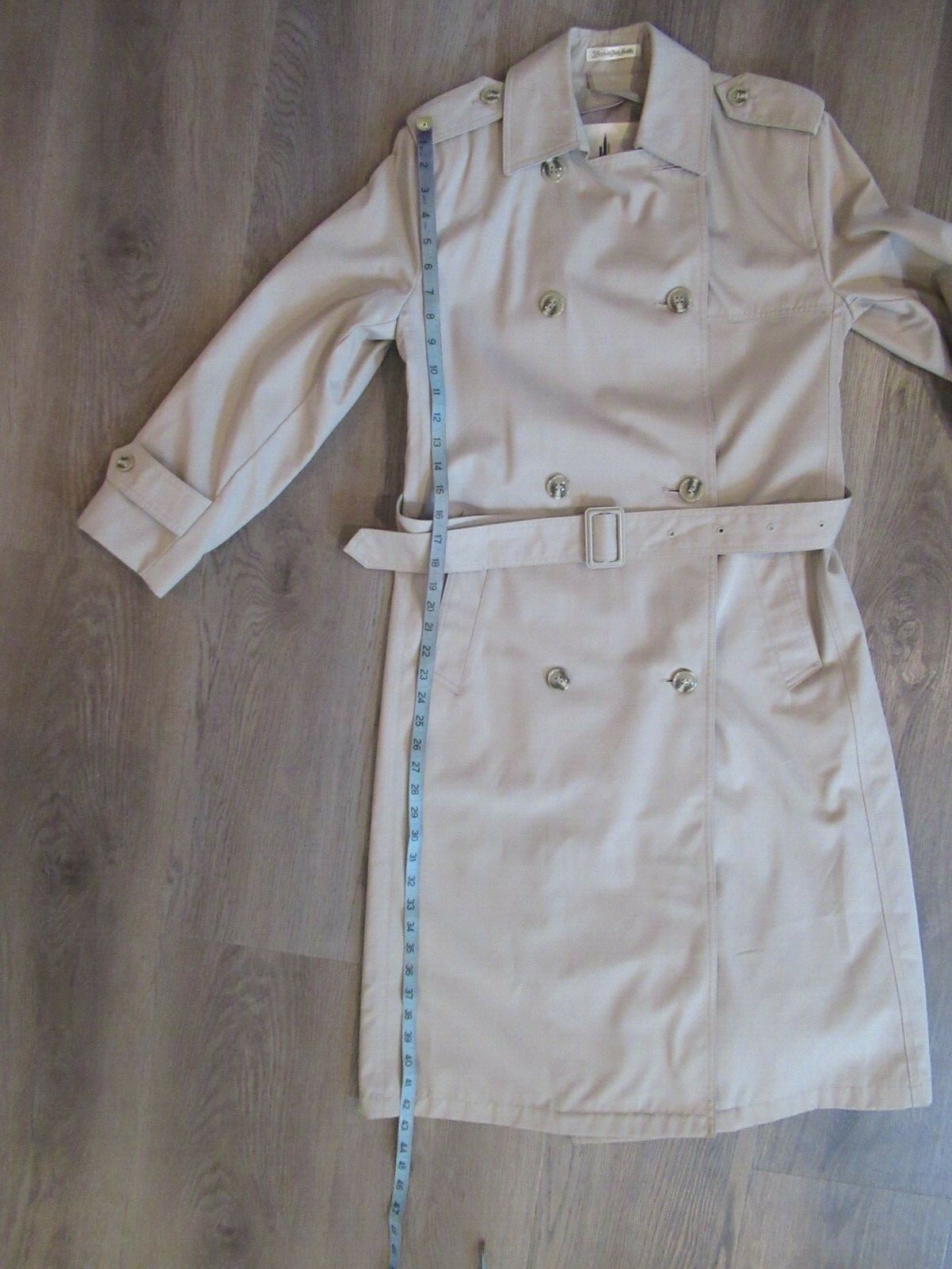 Vintage Misty Harbor Khaki Beige Double Breasted Collared Long Jacket Rain Coat