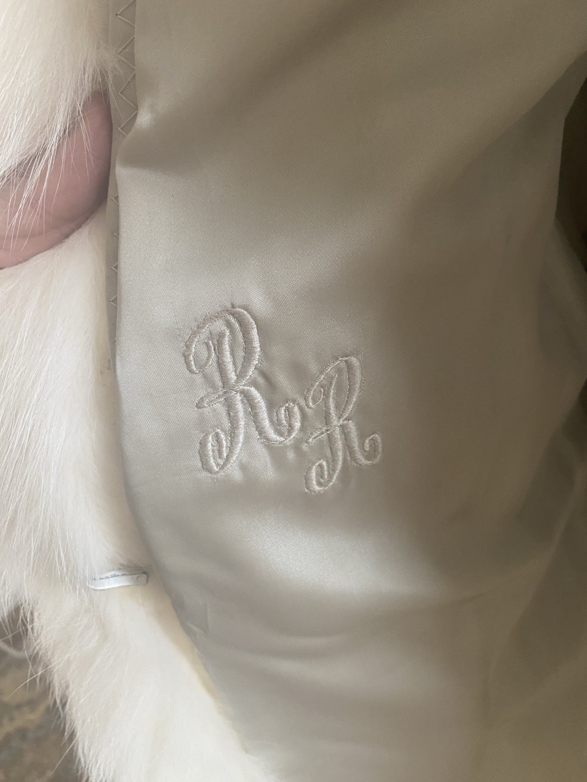 Winter White Full Length Female Mink Coat/Fox Tux Front And Sleeves /W Mink Hat