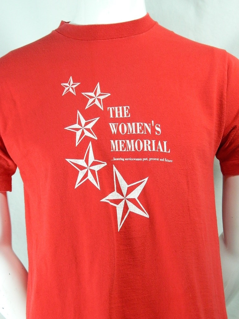 Vintage Honoring Service Women Memorial Past Present Future T Shirt Made In USA