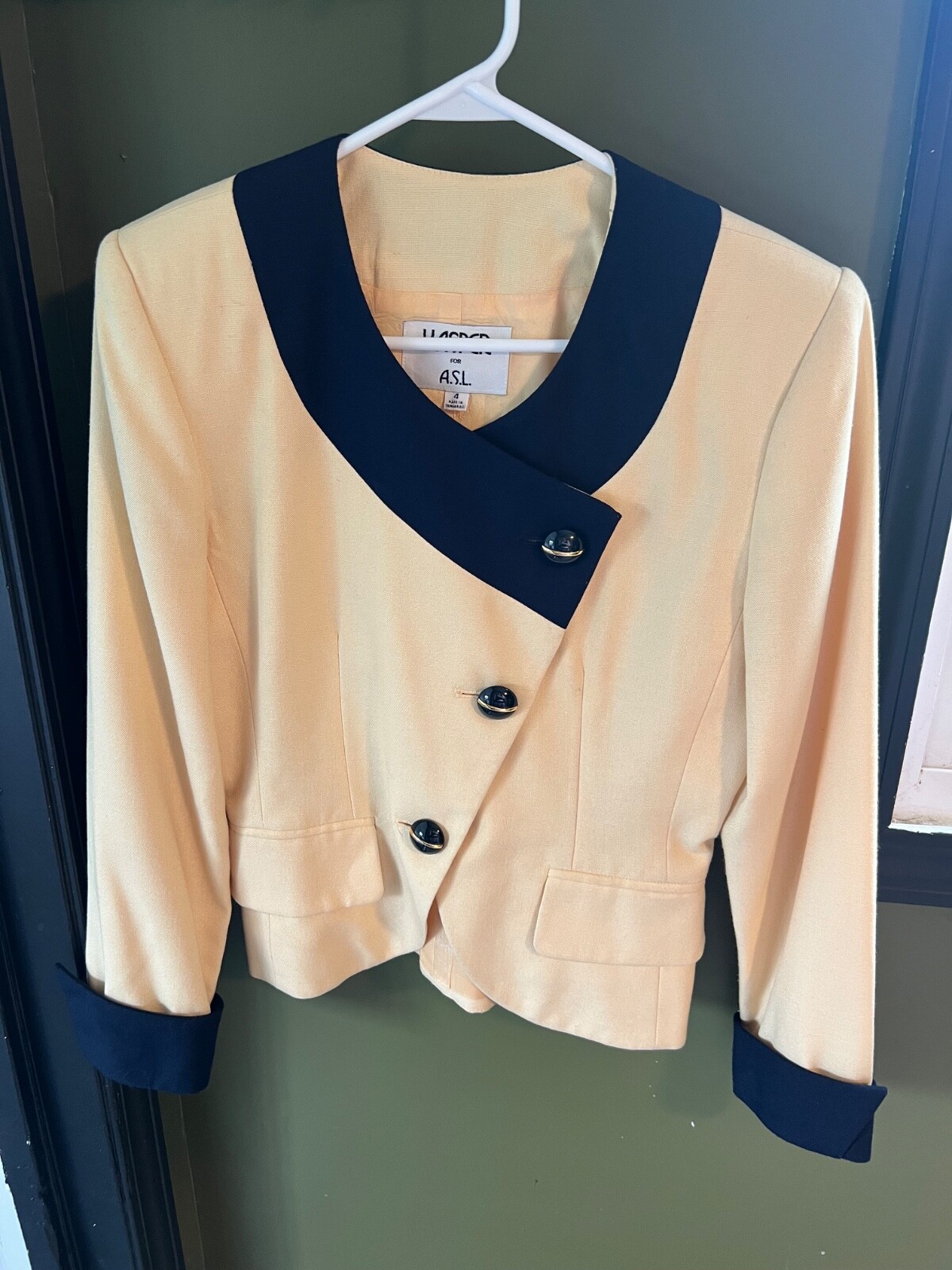 Vintage Kasper for A.S.L. Womans Suit Jacket Cream and Navy