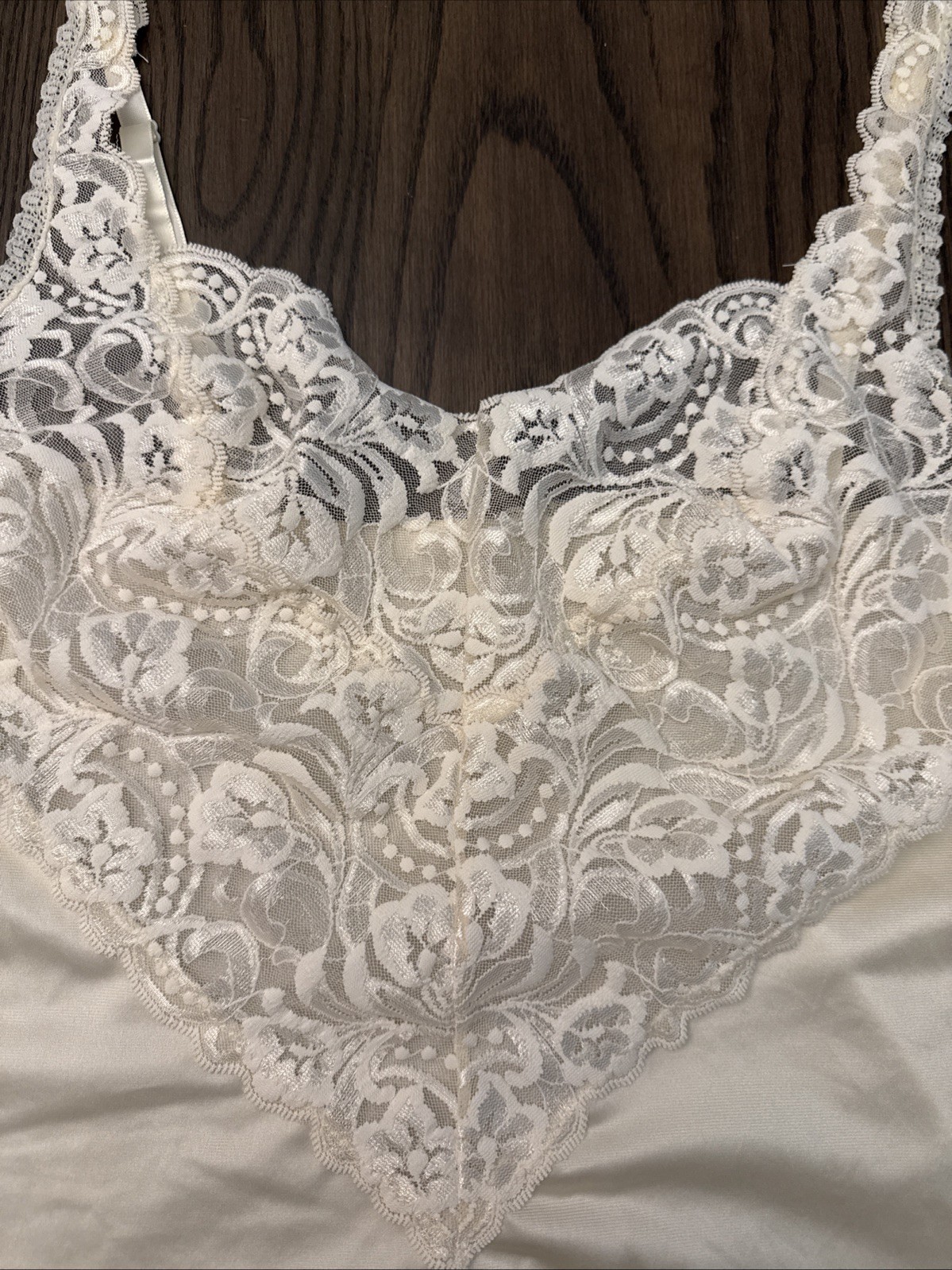 Vintage Vanity Fair Y2K Silky Lace Cami Camisole Top Size 36/42 Style 17-752