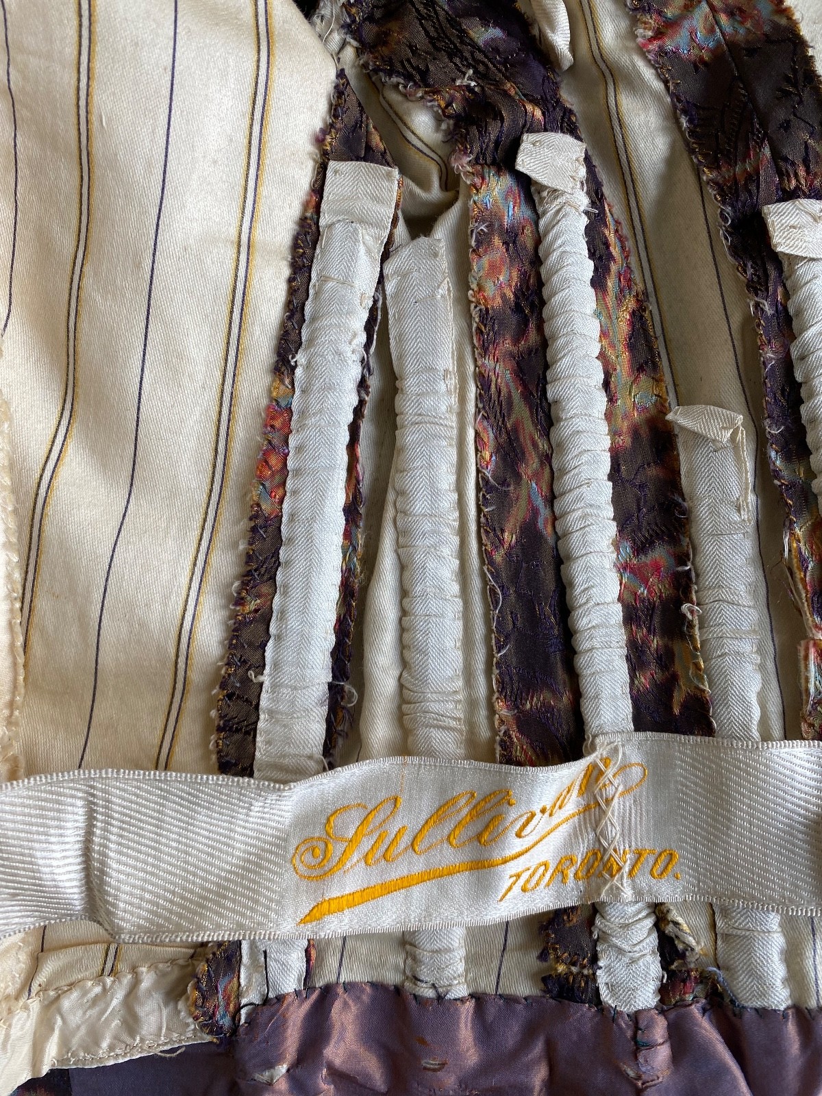 1890s Silk Jacquard Bodice Watercolor Print Puff Sleeves Antique Victorian XS