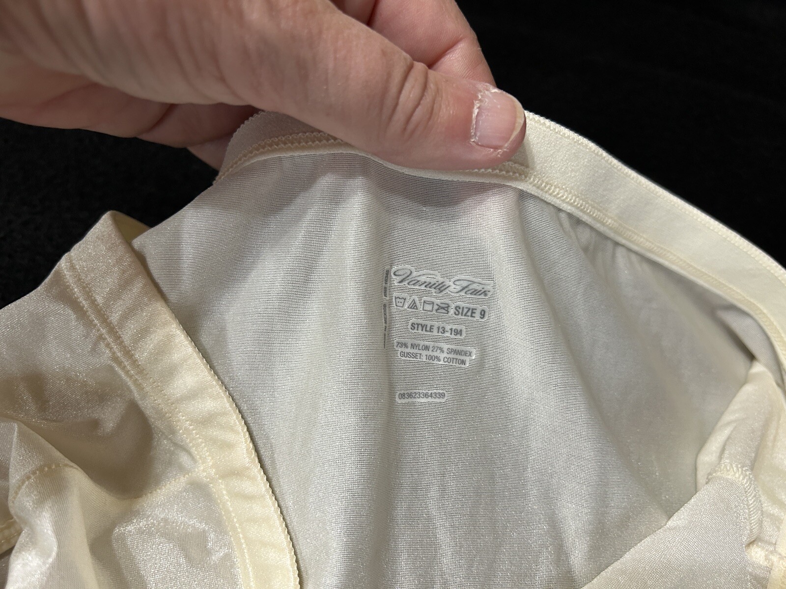 Vtg VANITY FAIR 13194 Comfort Essentials Satin Hi-Cut 9 Ivory Brief Panties #25