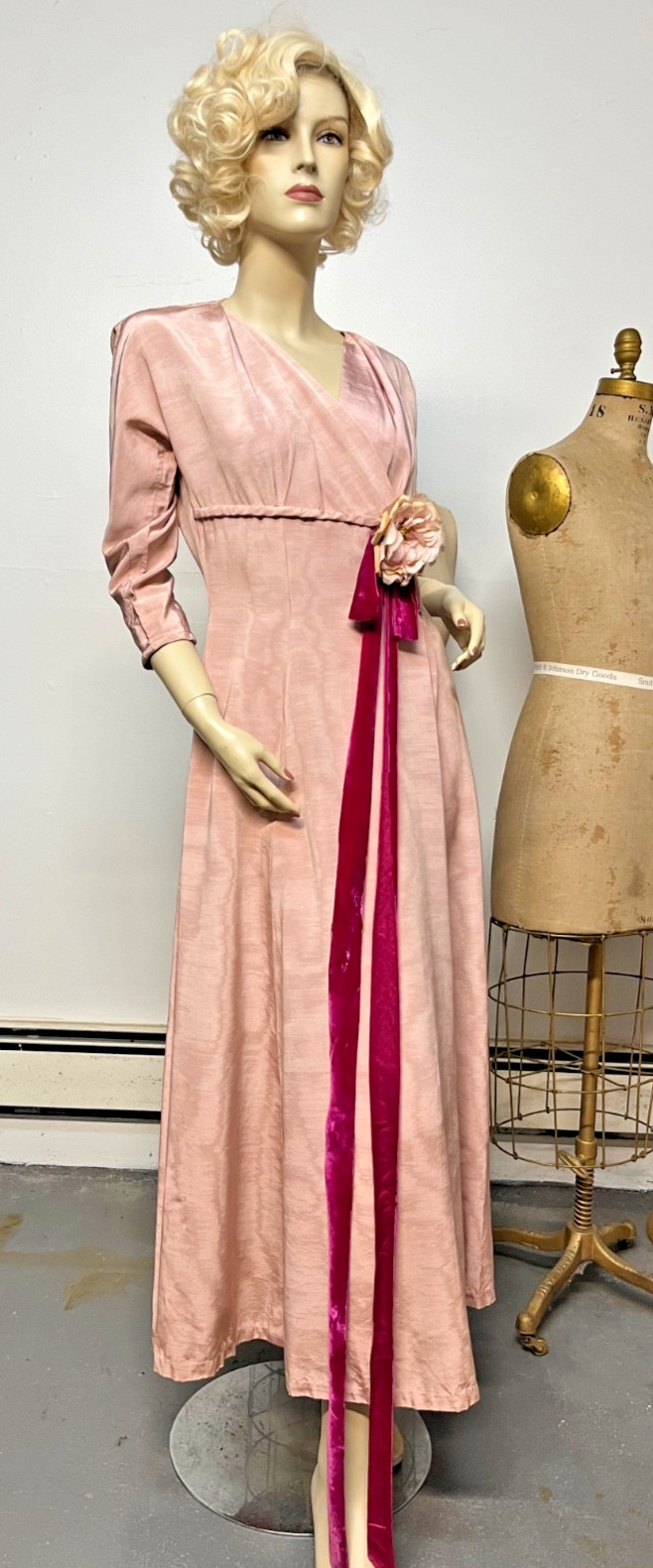 Vintage 1940s Marshall Fields Pink Rayon Faille Dressing Gown Dress Bust 36-38