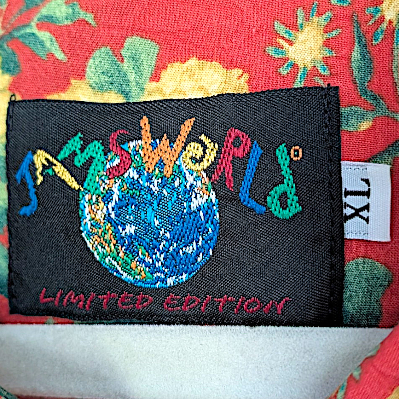 Jams World vintage LE USA made 100% rayon floral mao neck side slits boxy shirt
