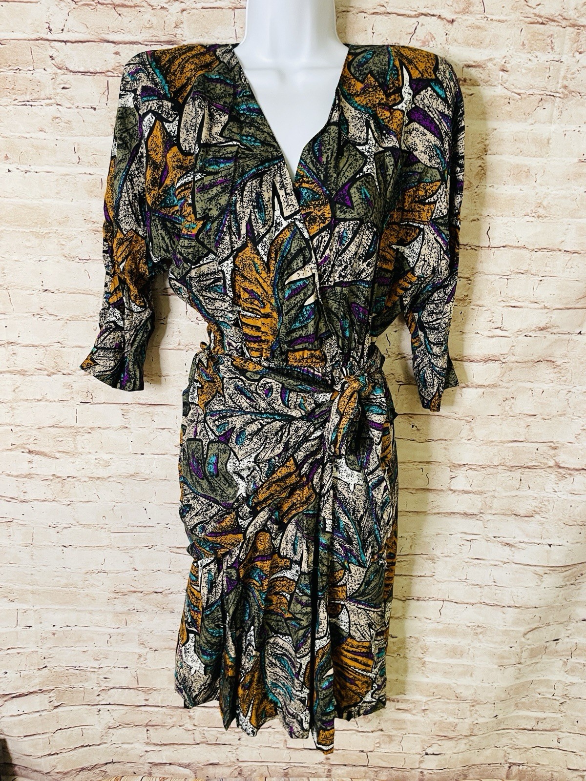 Vintage 80&rsquo;s Mod Abstract Leaf Print Dress John Richard Shoulder Pads 7/8