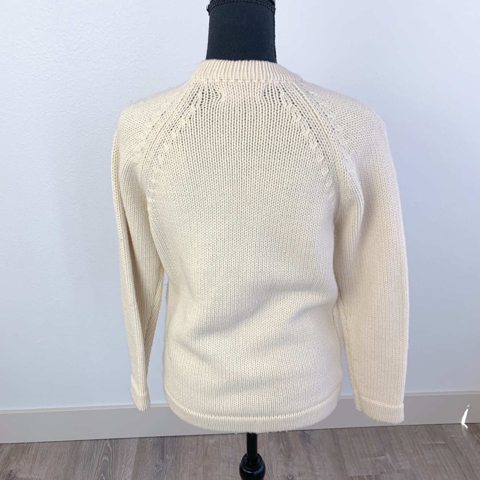 Vintage Acrylic Full Fashioned Ivory Geometric Chunky Knit Cardigan Sweater 36