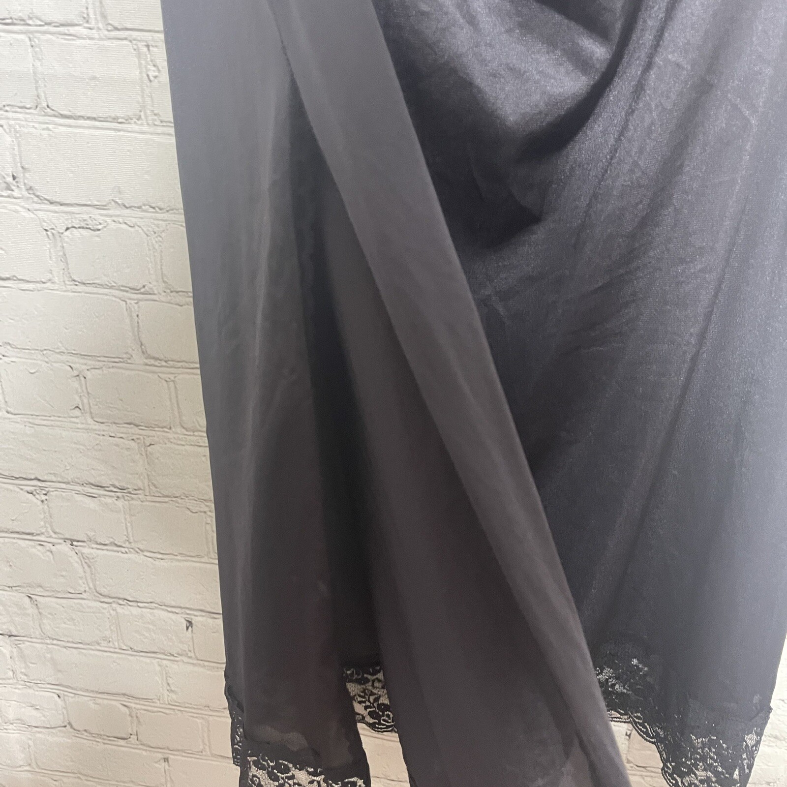 VTG PerfectForm Nylon Half Slip Side Slit Lace Trim Black Silky Size 3X USA