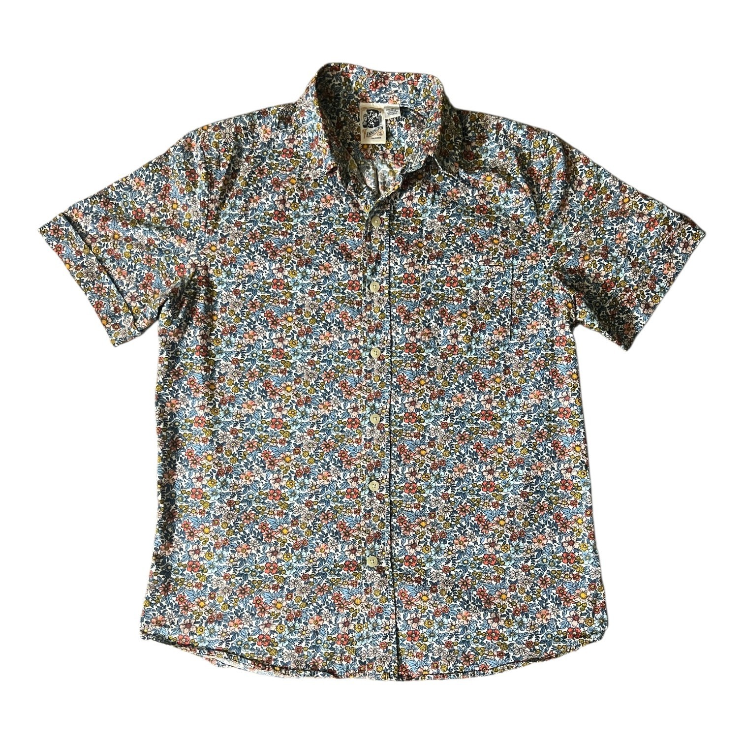 Kennignton LTD California Vintage 70s Floral Women&rsquo;s Button Up Top With Pocket M
