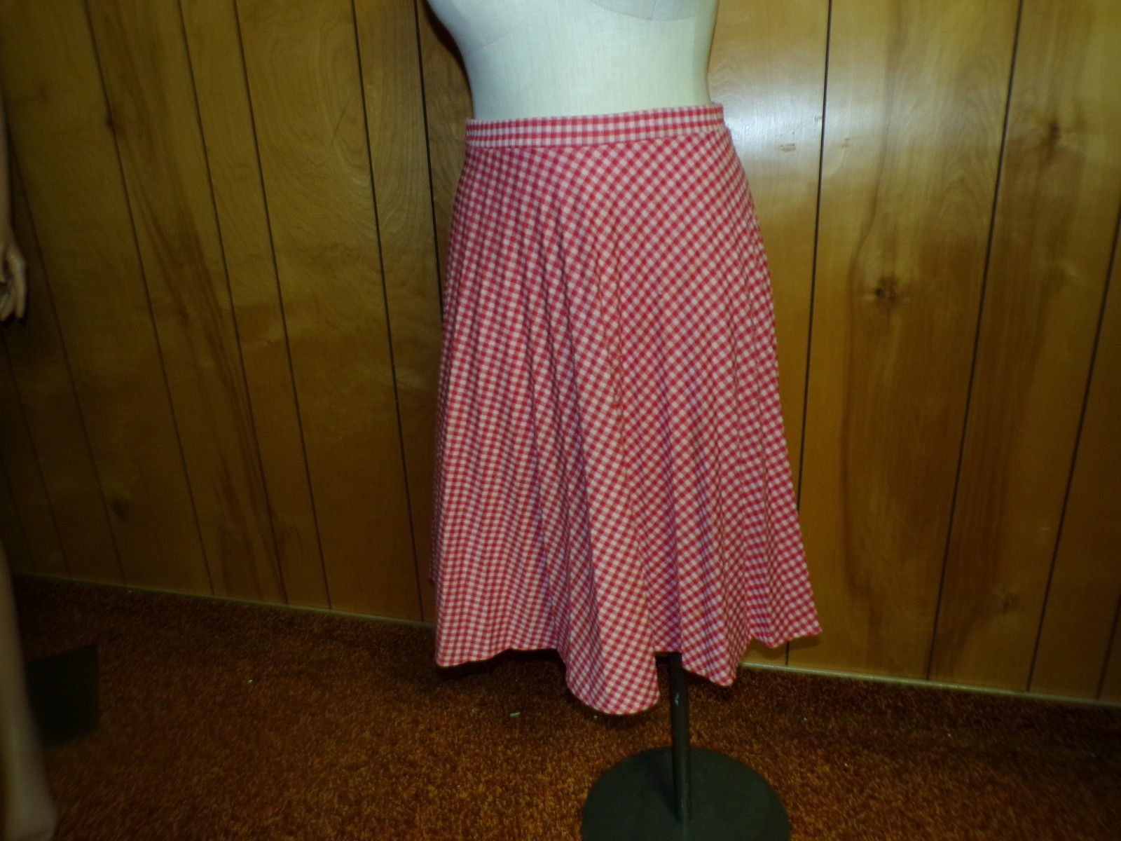 Vintage Red Poly Cotton Skirt Pleated Waist 36-40&Prime;
